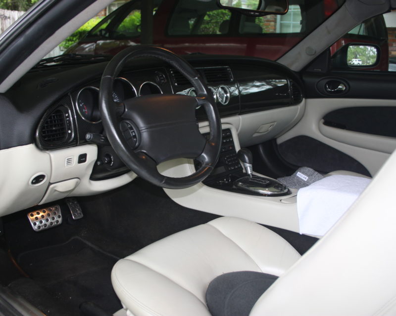 Jaguar XK8 2005 Carbon Fiber Edition